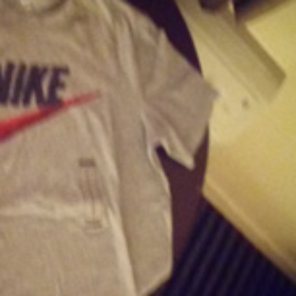 Niki t shirt